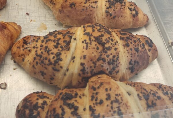 Croissant relleno de chocolate