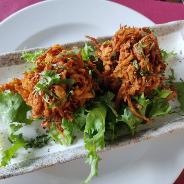 01. CEBOLLA BHAJI (ENTRANTES)