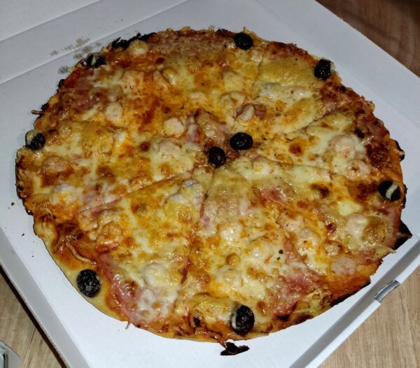 06. PIZZA 4 QUESOS