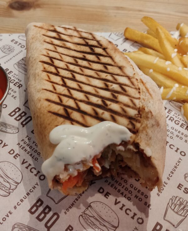 01. SHAWARMA DE GRANADA